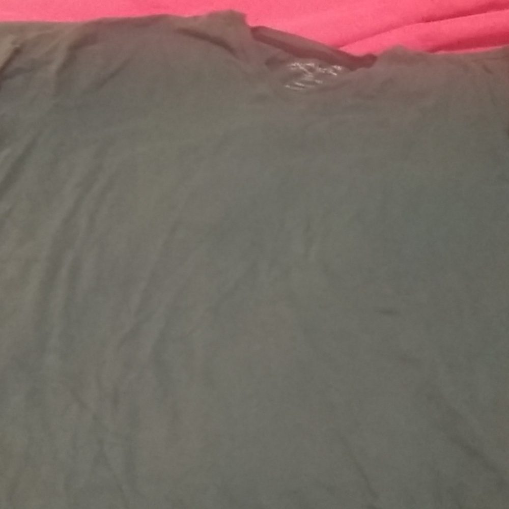 Men's v neck XL fitted banana republic t-shirt